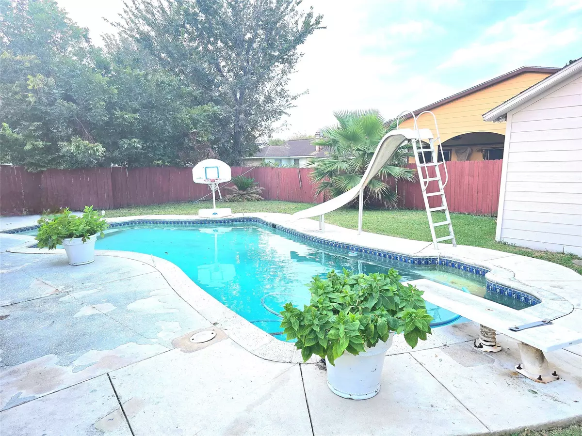 Houston, TX 77089,11703 Teaneck DR