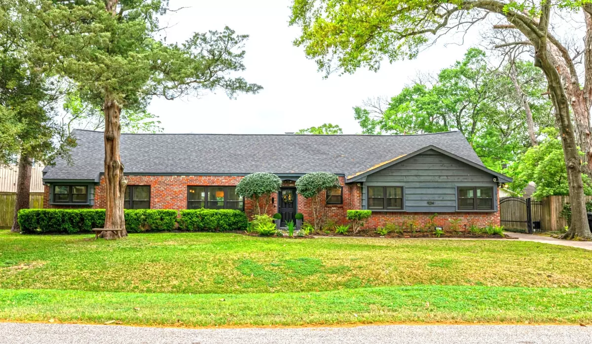 Houston, TX 77055,9214 Rangely DR