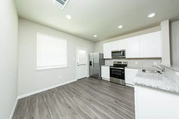 Houston, TX 77016,8124 Alpine Bearberry DR