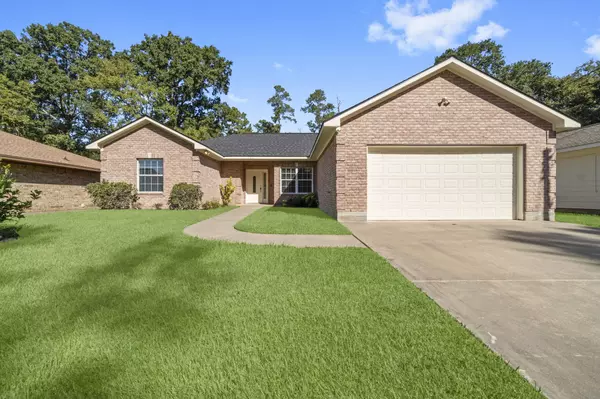 104 Mccardell LN, Livingston, TX 77351