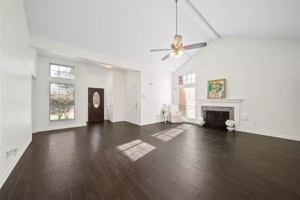 Houston, TX 77062,14115 Cascade Falls DR