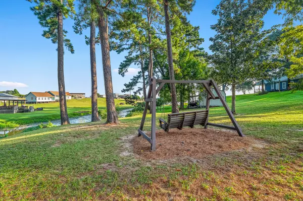 Point Blank, TX 77364,121 Amalie CT