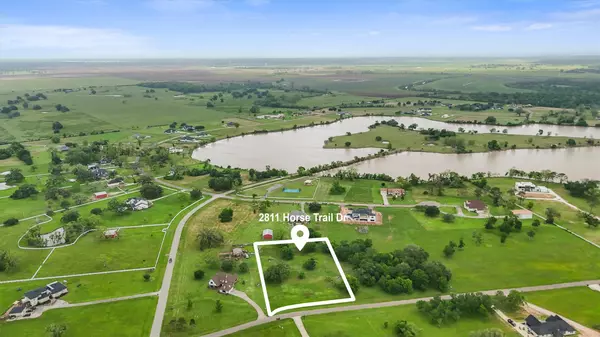2811 Horse Trail DR, Rosharon, TX 77583