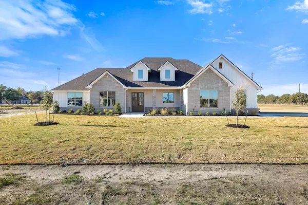 7899 Mathis Creek DR, Bryan, TX 77808