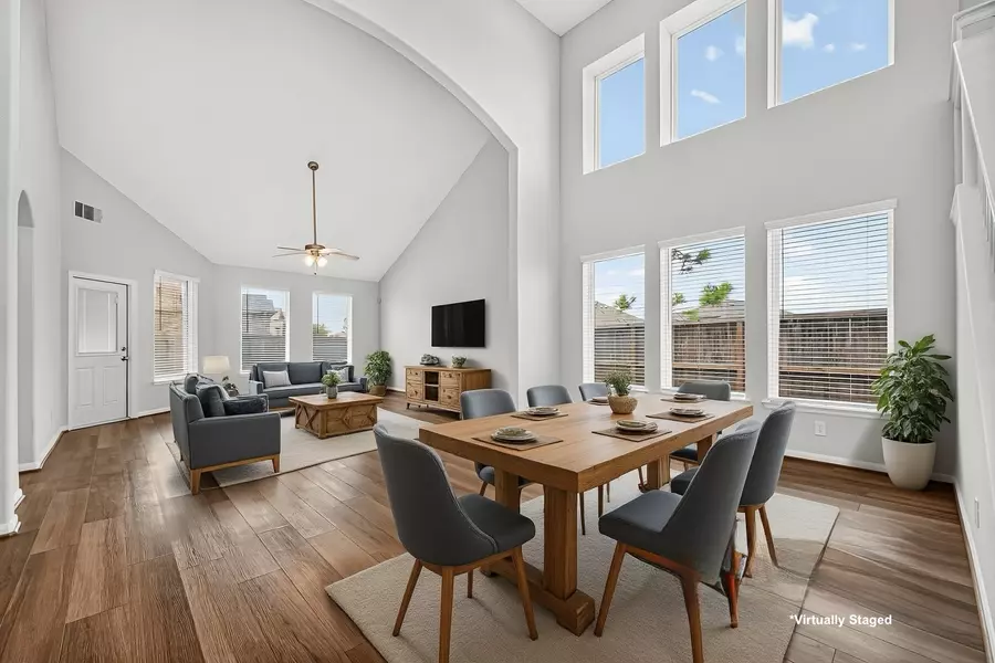 10511 Amador Peak DR, Rosharon, TX 77583