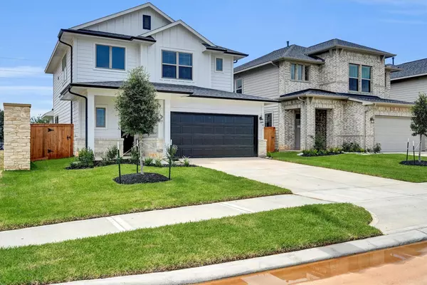 301 Stone Placa Trail, Brookshire, TX 77423
