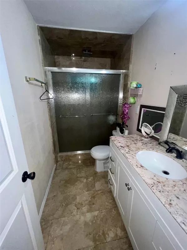 Houston, TX 77032,5107 Tali DR