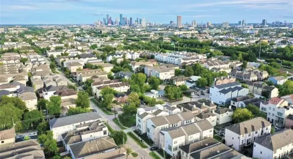 Houston, TX 77007,5813 Petty ST #C