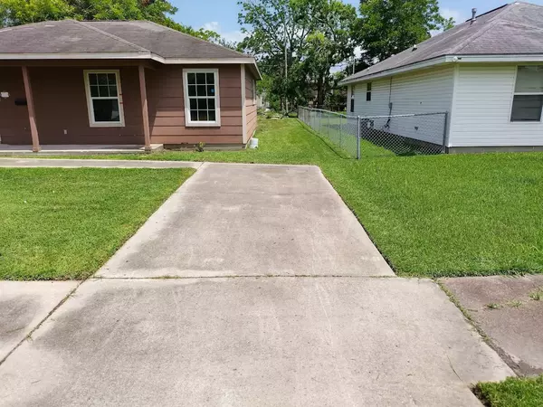 Port Arthur, TX 77640,1626 14th ST