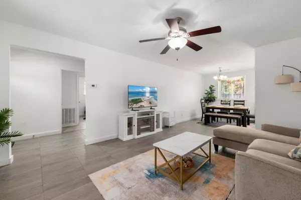 Houston, TX 77072,10927 Sharpview DR