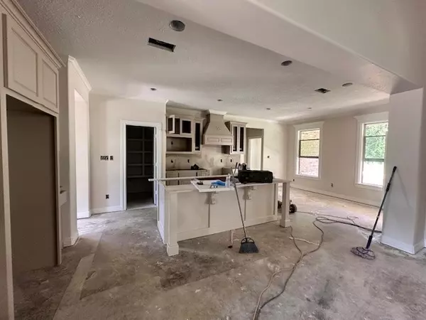 Beaumont, TX 77713,8520 Sana DR