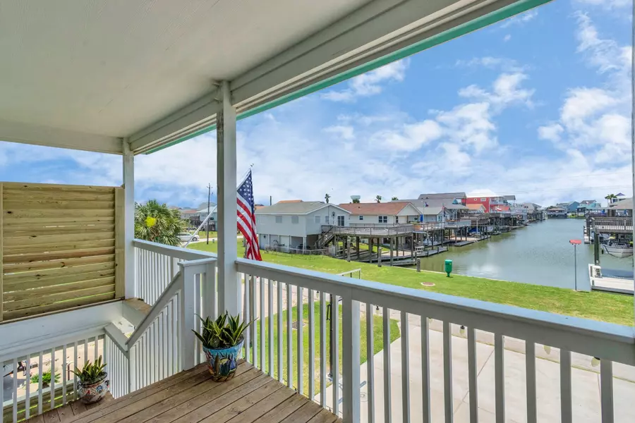4019 Ector DR, Galveston, TX 77554