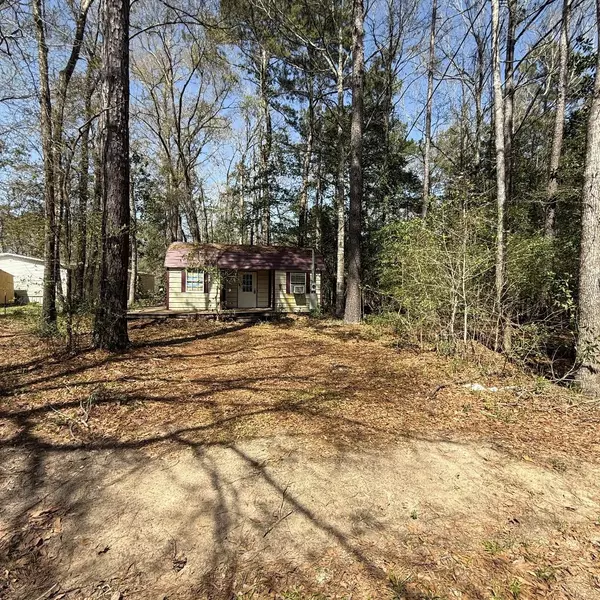 2224 Hillbilly Heaven RD, Livingston, TX 77351