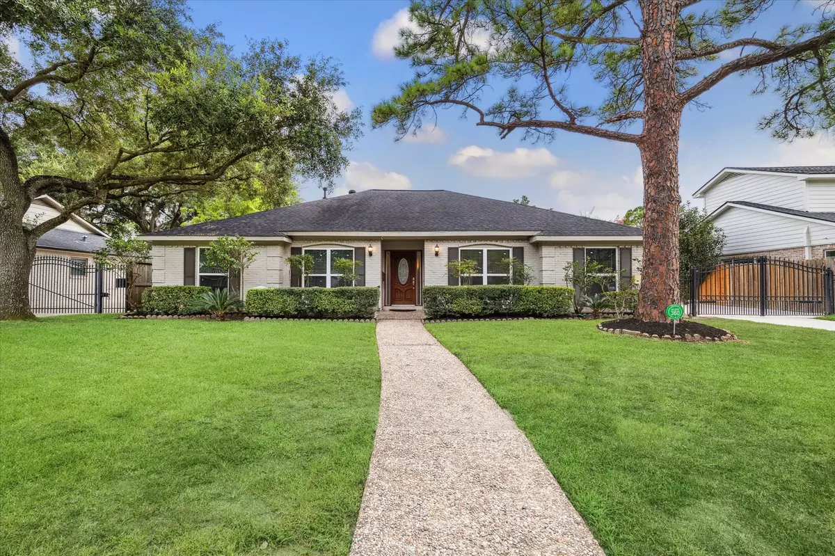 Houston, TX 77042,10211 Olympia DR