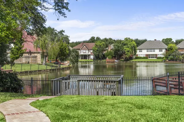 Sugar Land, TX 77478,130 S Hall DR