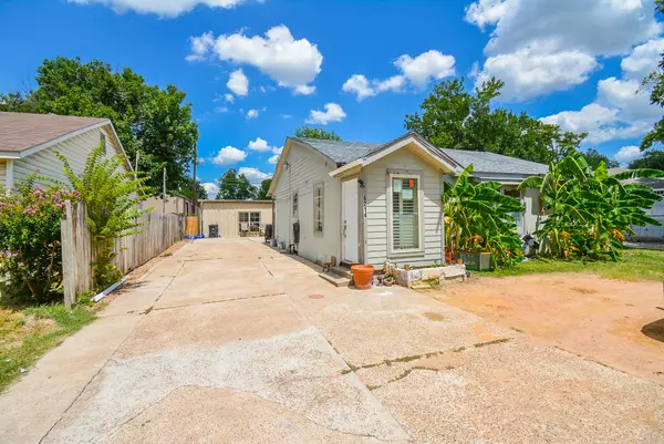 6214 Jim ST, Houston, TX 77092