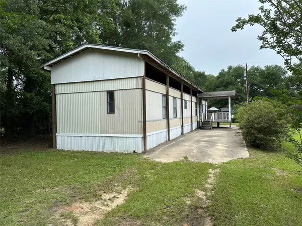Buna, TX 77612,181 County Road 741