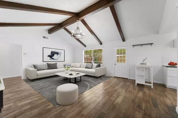 9735 Kemp Forest DR, Houston, TX 77080