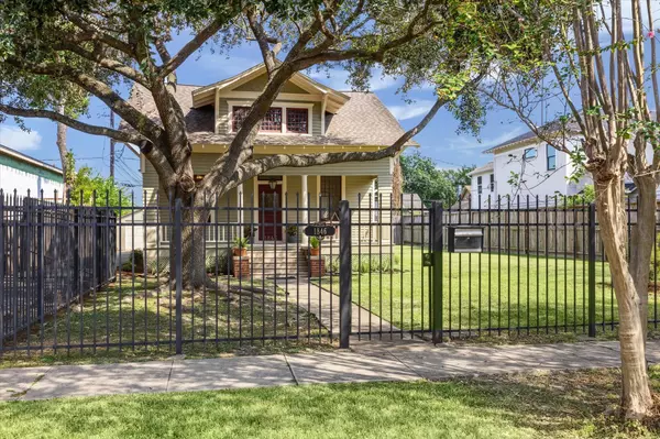 Houston, TX 77008,1846 Arlington ST