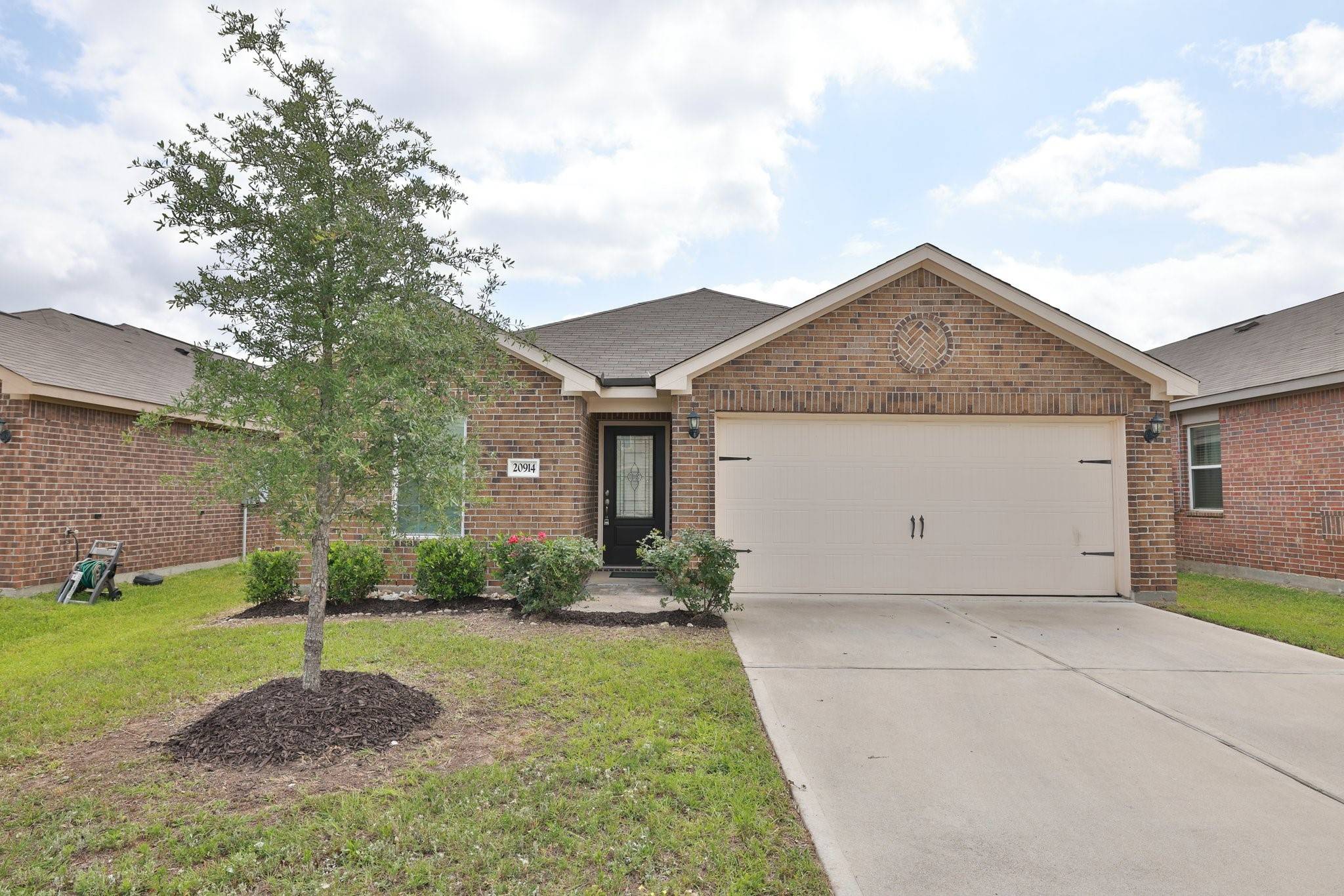 20914 Solstice Point DR, Hockley, TX 77447