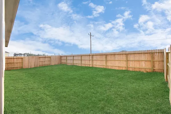 Willis, TX 77318,934 Garden Path DR