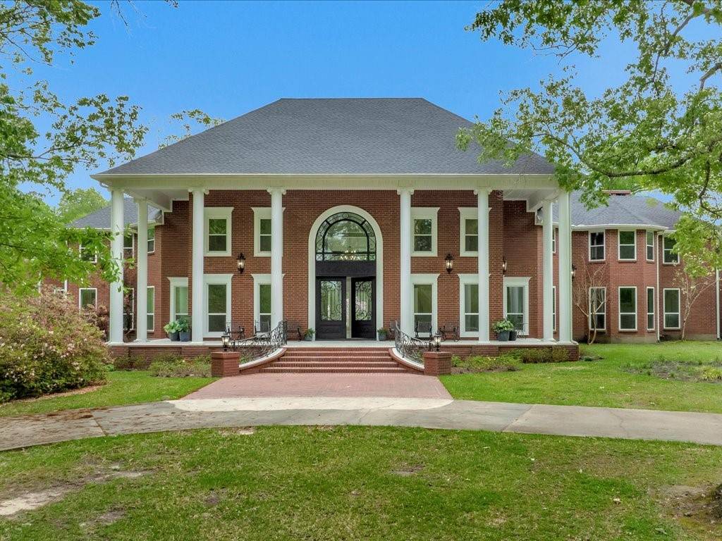 3029 W US Highway 190 W, Woodville, TX 75979
