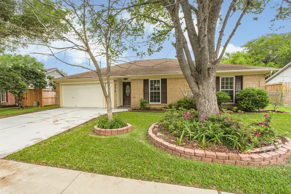 2512 Elm Hollow ST,  Pearland,  TX 77581