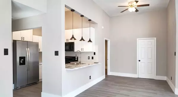 Houston, TX 77489,15406 Appleridge DR