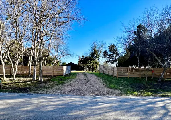 7278 Chadwick Hogan RD, Chappell Hill, TX 77426