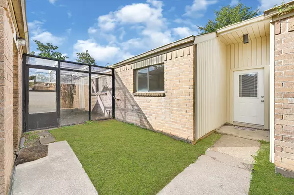 Houston, TX 77084,18562 Meadows Way Drive