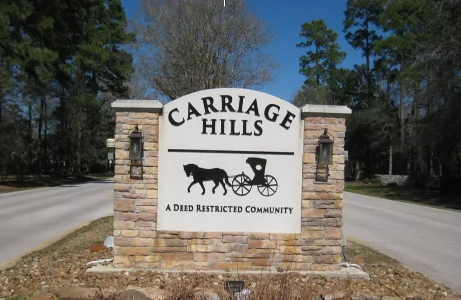 2100 Carriage RUN W, Conroe, TX 77384
