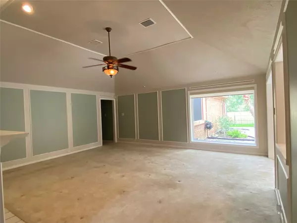 League City, TX 77573,2214 Pebble Beach DR