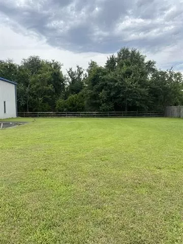 China, TX 77613,445 W Railroad AVE