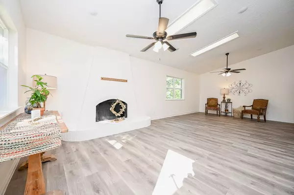 Dickinson, TX 77539,2115 Oleander DR