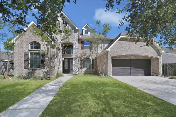 5738 Ariel ST, Houston, TX 77096