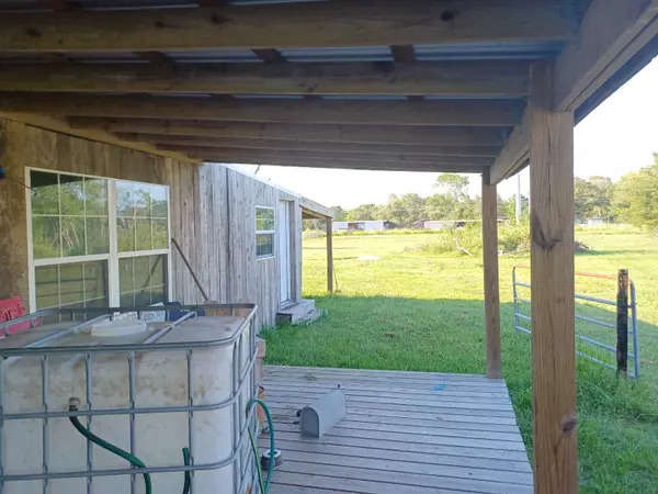 Alvin, TX 77511,609 County Road 351/Beers