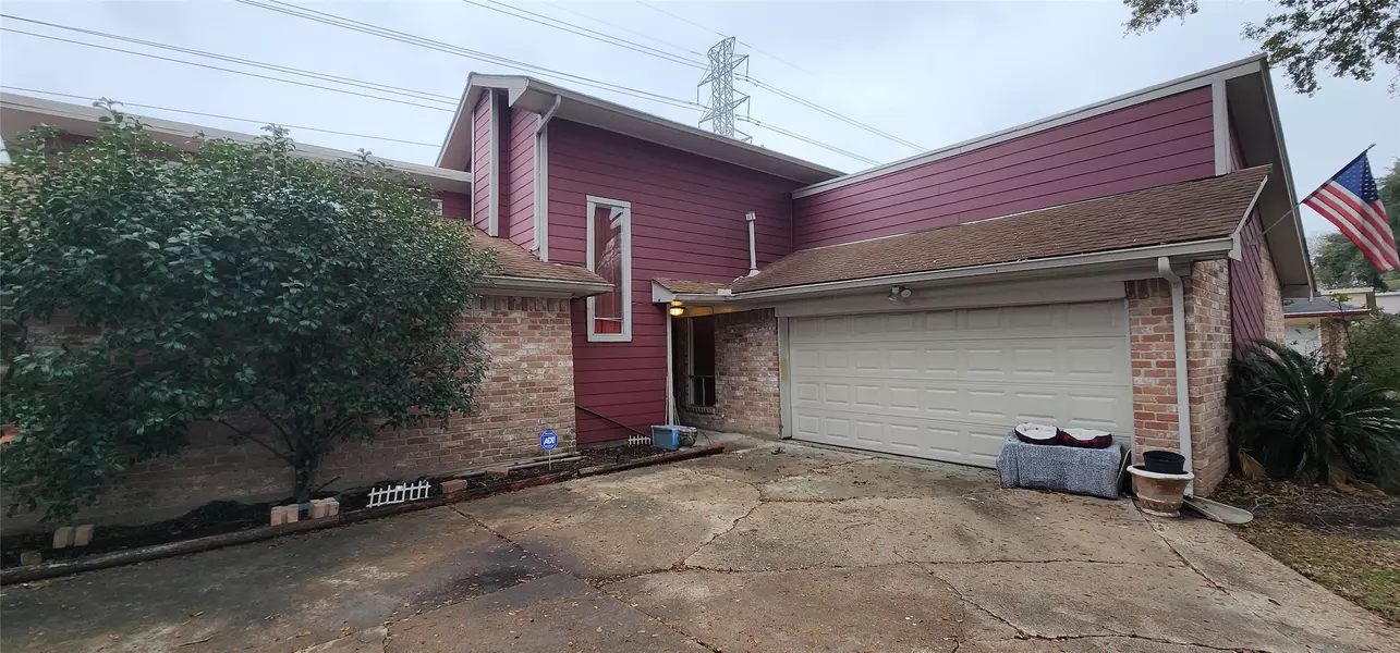 13347 High Star DR, Houston, TX 77083