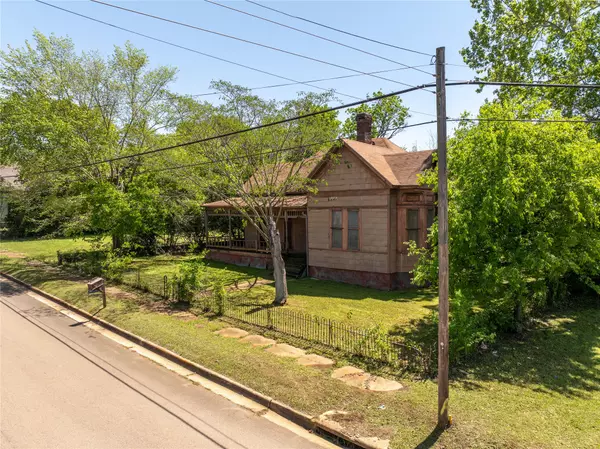 Palestine, TX 75801,308 W Reagan ST