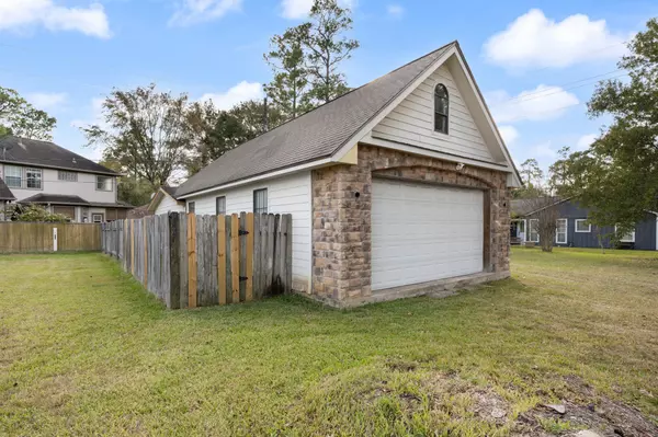 Oak Ridge North, TX 77386,288 Alana LN