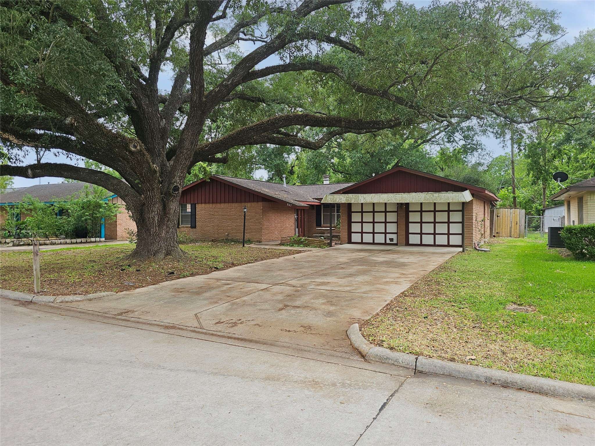 Stafford, TX 77477,807 Golf CT
