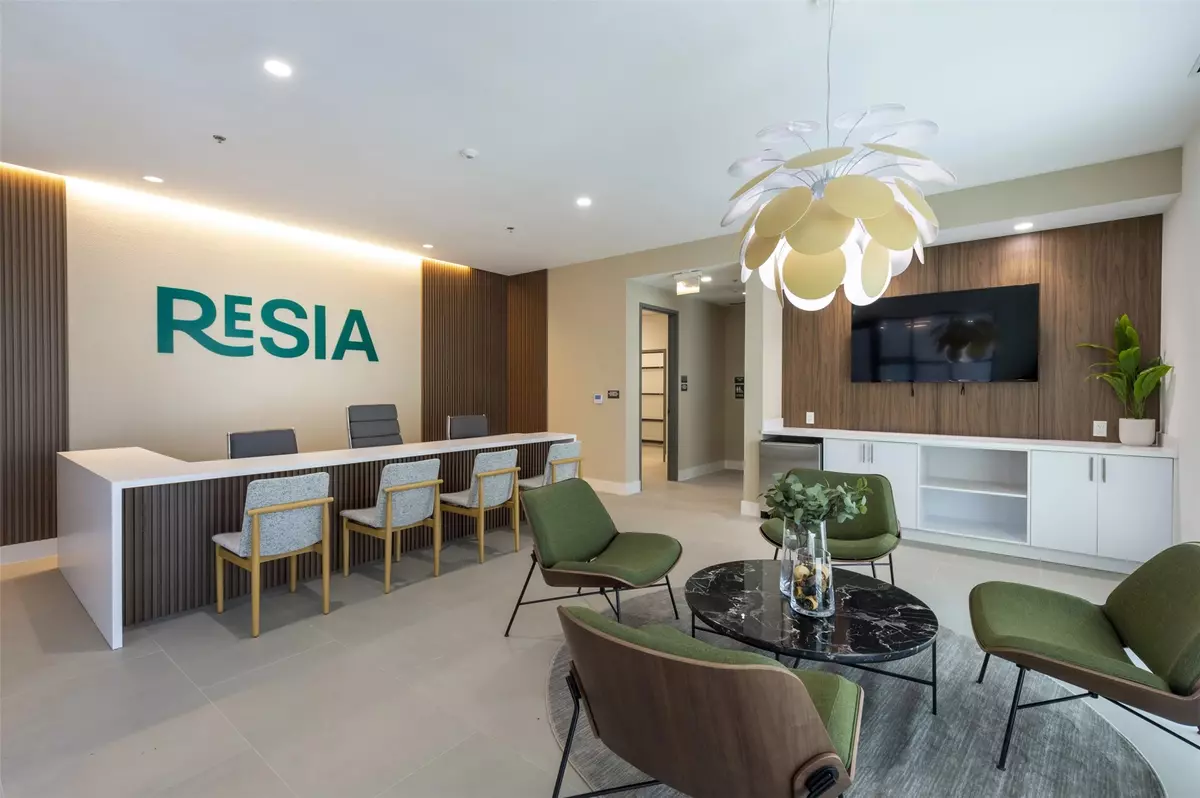 Houston, TX 77084,18036 Park ROW #11210