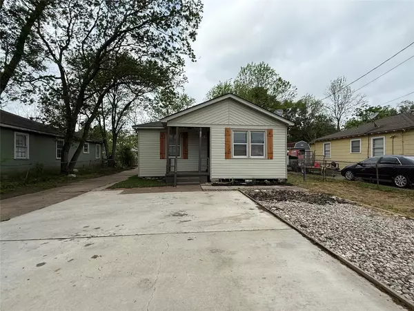 1208 Ann ST, Pasadena, TX 77506