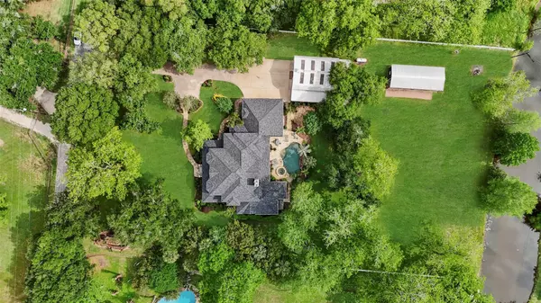 Sugar Land, TX 77479,6111 Creekview DR