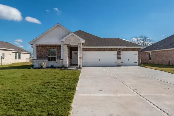 Navasota, TX 77868,2409 Three Wood Way