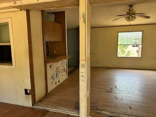 Damon, TX 77430,3702 Park ST