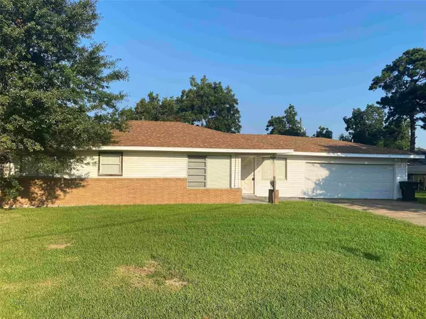 3604 Avenue G, Nederland, TX 77627