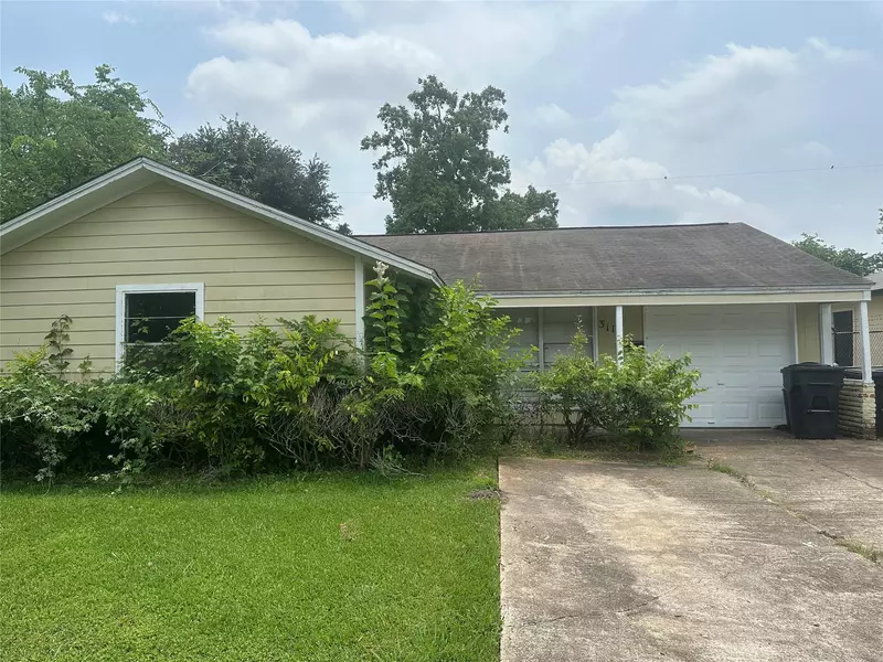 3118 Dacca DR, Houston, TX 77051