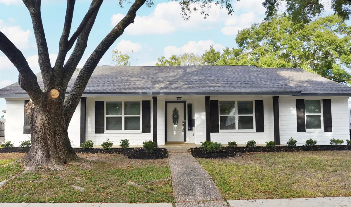 Houston, TX 77062,15322 Torry Pines RD