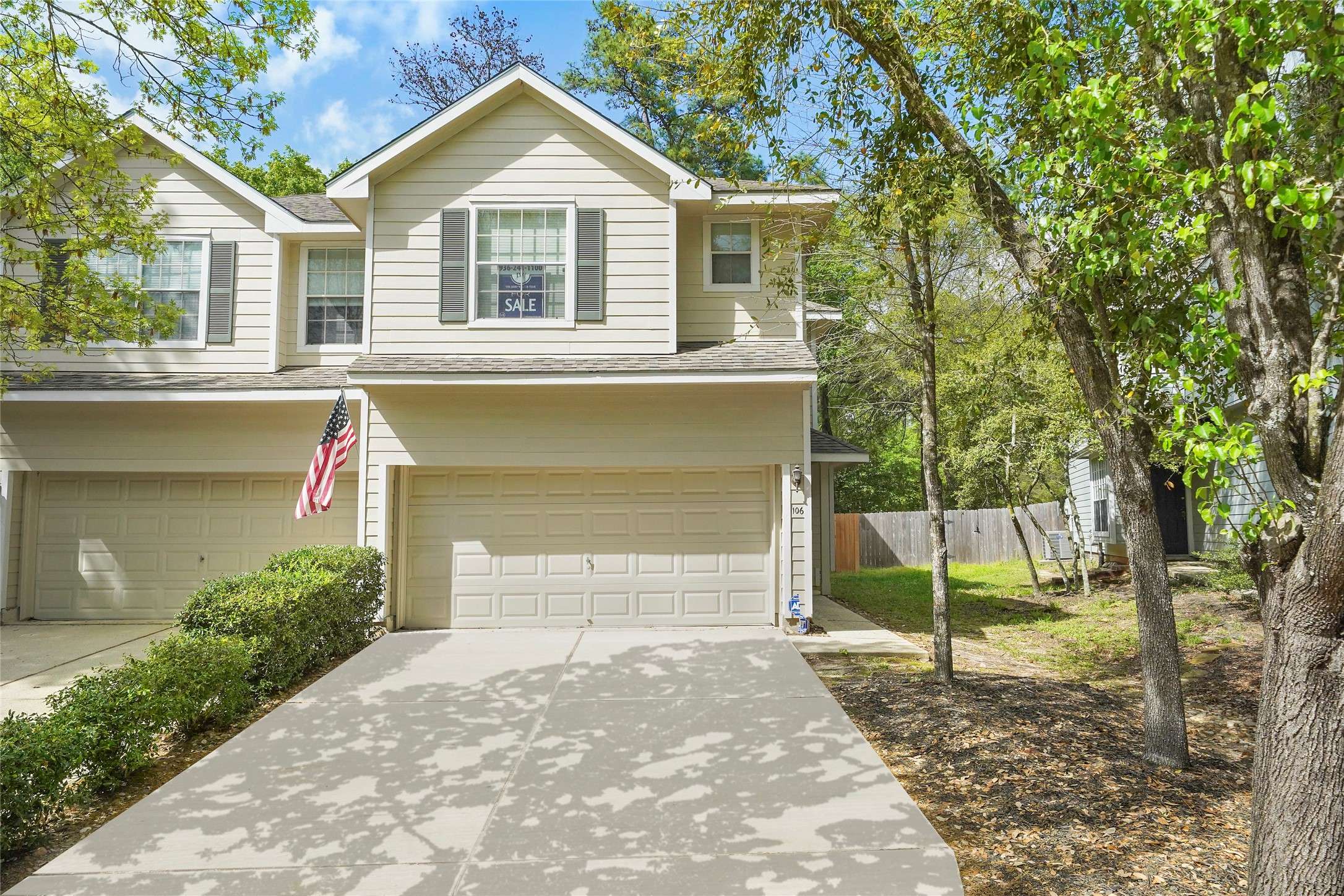 106 N Camellia Grove CIR,  The Woodlands,  TX 77382