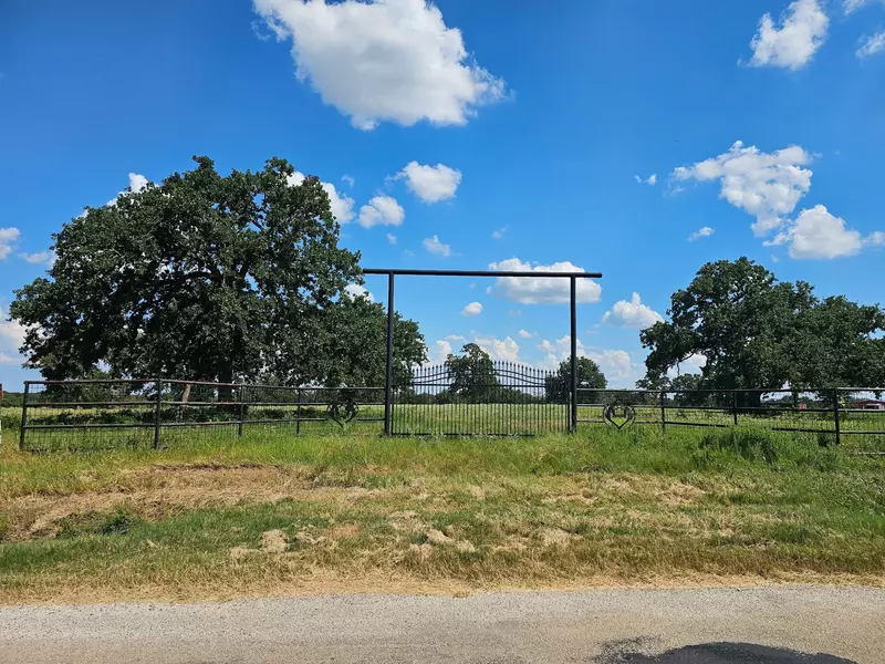 8234 County Road 201, Somerville, TX 77879